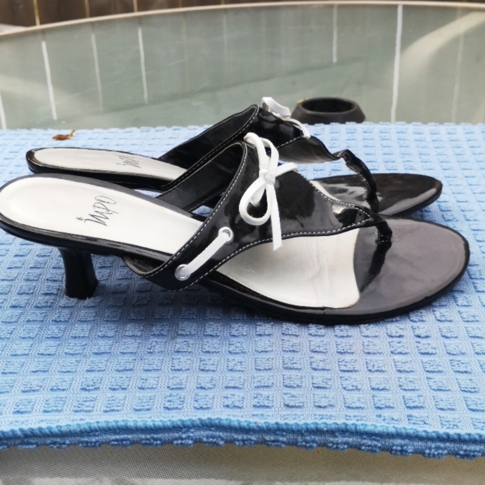 Shoes - Picture 2 of 3